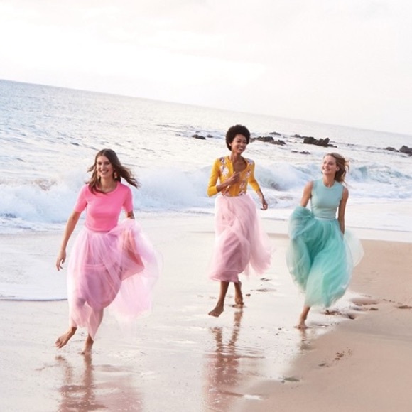 J. Crew cool mint tulle ball skirt. Size 0 - Picture 2 of 16